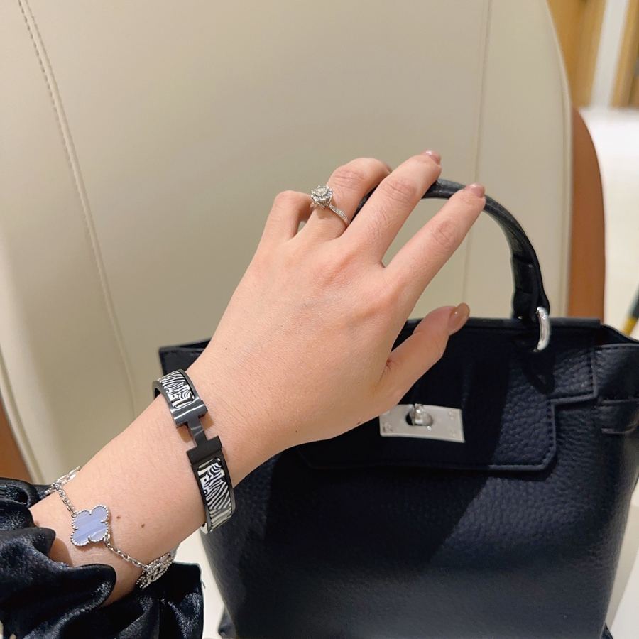 Hermes Jewelry Hermes k 17 19 — photo 3