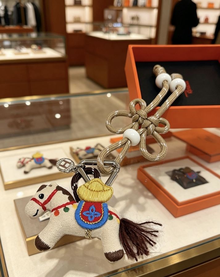 Hermes Jewelry New Hermes Keychain Hermes Charm Keychain Hermes 1:1 k Keychain — photo 6