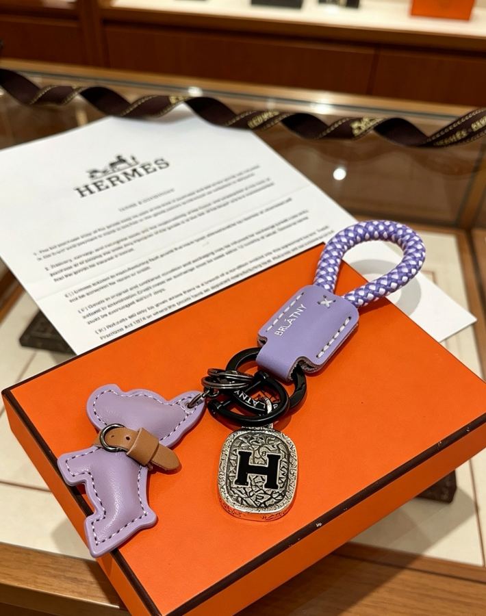 Hermes Jewelry New Hermes Keychain Hermes Charm Keychain Hermes 1:1 k Keychain — photo 6