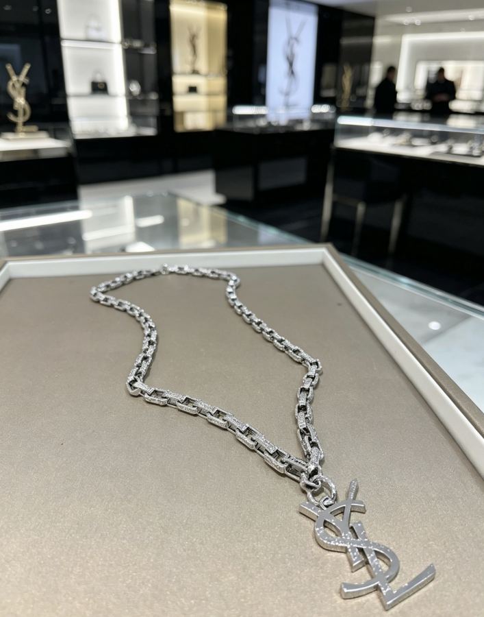 Saint Laurent Jewelry New Release V Yves Saint Laurent DIVAS‘ DREAM V YSL 60cm — 1:1 Replica — photo 3