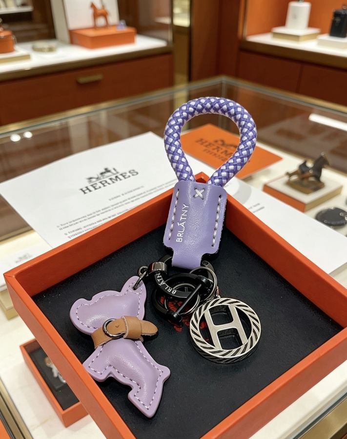 Hermes Jewelry New Hermes Keychain Hermes Charm Keychain Hermes 1:1 k Keychain — photo 2