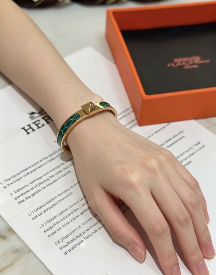Hermes smycken Nyankomst Hermes v Hermes k — photo 3