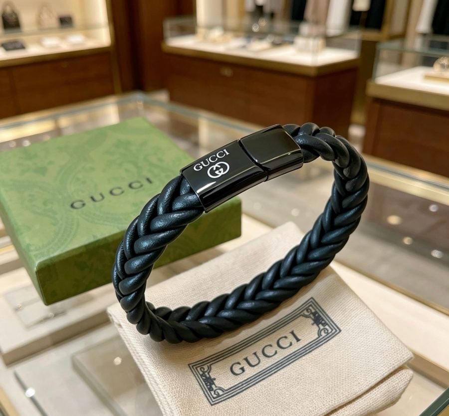 Ювелирные изделия Gucci 𝐆𝐮𝐜𝐜𝐢 New Anger Forest G — photo 5