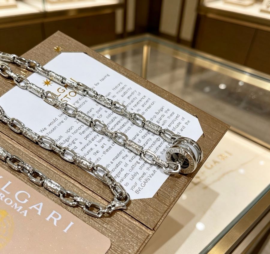 Bvlgari Jewelry Bvlgari V BVLGARI DIVAS‘ DREAM V Bvlgari — AAA Quality Replica — photo 2