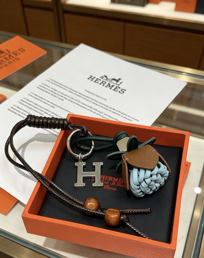 Hermes Jewelry New Hermes Keychain Hermes Charm Keychain Hermes 1:1 k Keychain — photo 6
