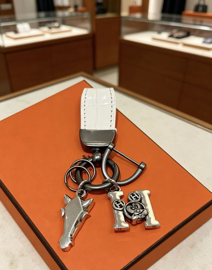 Hermes Jewelry New Hermes Keychain Hermes Charm Keychain Hermes 1:1 k Keychain — photo 6