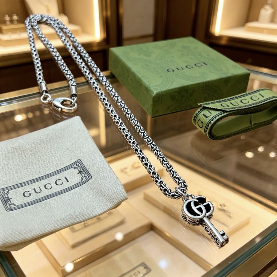 Gucci smycken 𝐆𝐮𝐜𝐜𝐢 New Anger Forest G