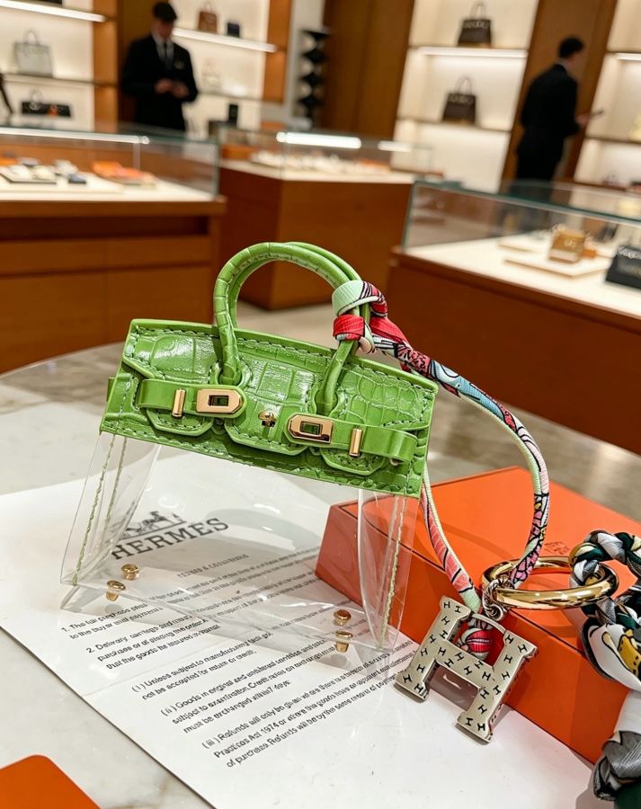 Hermes Jewelry New Hermes Keychain Hermes Charm Keychain Hermes 1:1 k Keychain — photo 2