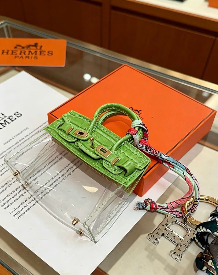 Hermes Jewelry New Hermes Keychain Hermes Charm Keychain Hermes 1:1 k Keychain — photo 3