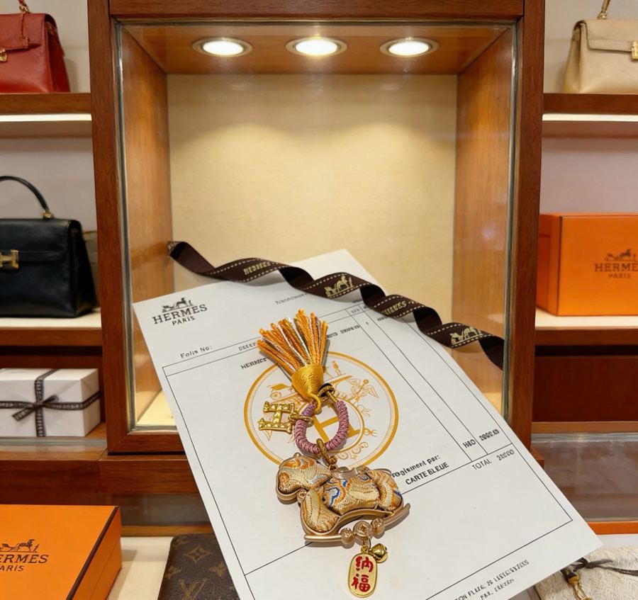 Hermes Jewelry New Hermes Keychain Hermes Charm Keychain Hermes 1:1 k Keychain — photo 6