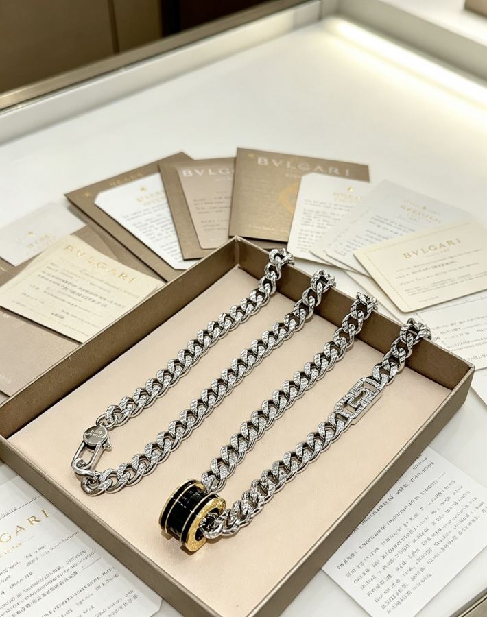 Bvlgari Jewelry Bvlgari Series V BVLGARI DIVAS‘ DREAM Series 18 K Bvlgari — Premium Replica — photo 9