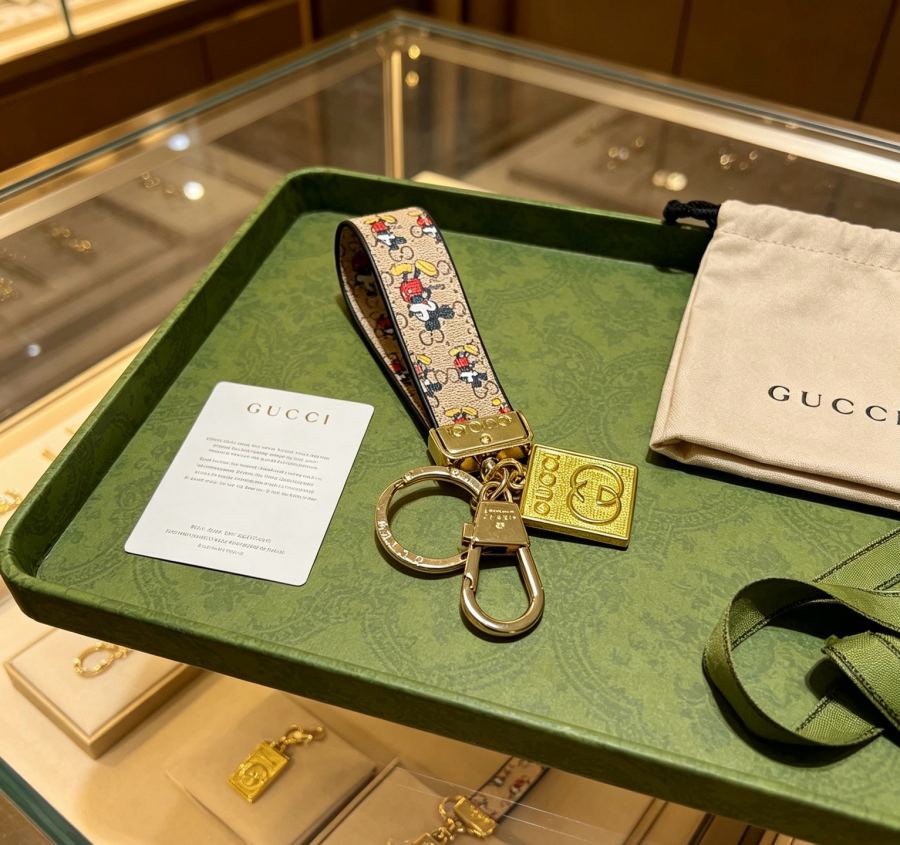 Gucci Jewelry New Release 𝐆𝐮𝐜𝐜𝐢 Keychain New Charm Anger Forest G Keychain — AAA Quality Replica — photo 3