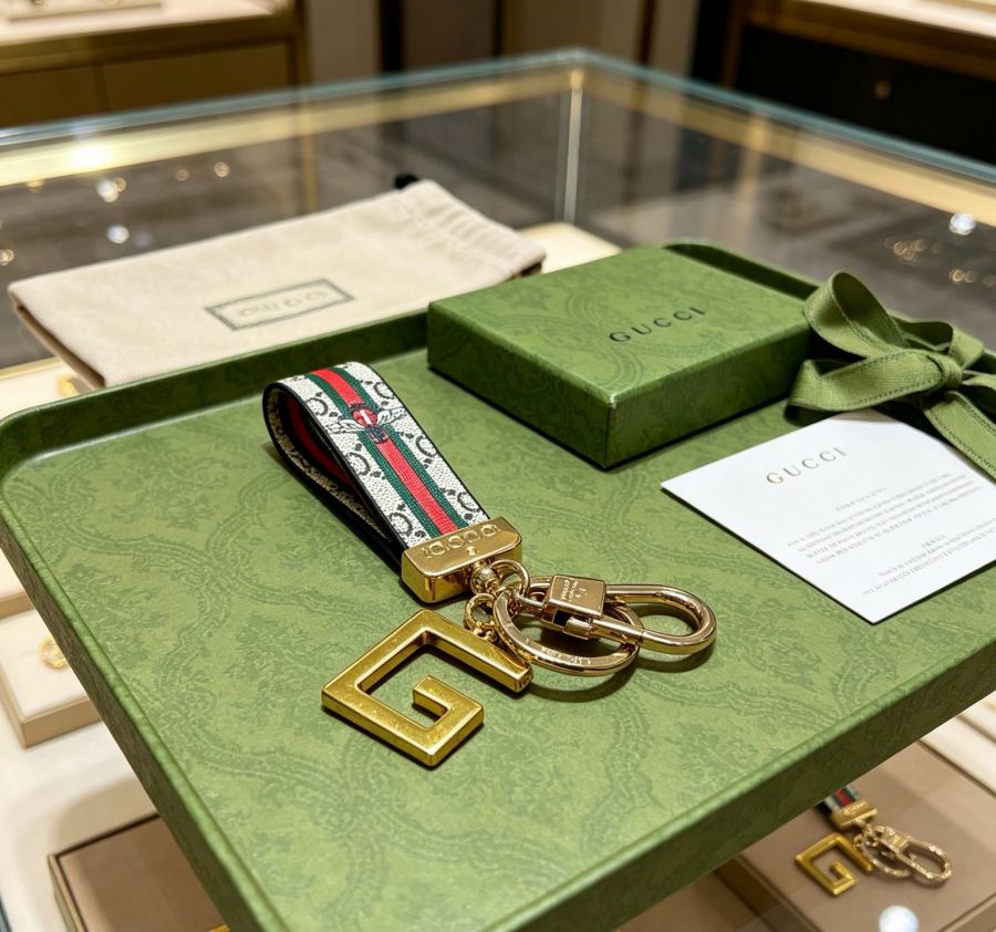 Gucci Jewelry New Release 𝐆𝐮𝐜𝐜𝐢 Keychain New Charm Anger Forest G Keychain — Premium Replica — photo 5