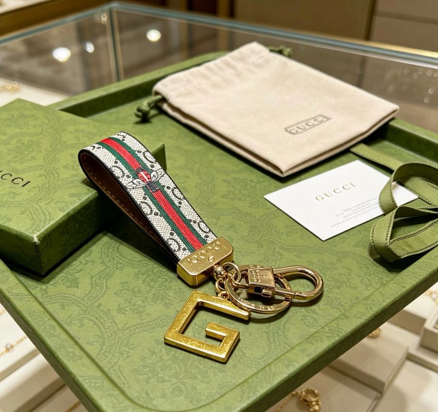 Gucci Jewelry New Release 𝐆𝐮𝐜𝐜𝐢 Keychain New Charm Anger Forest G Keychain — Premium Replica — photo 6