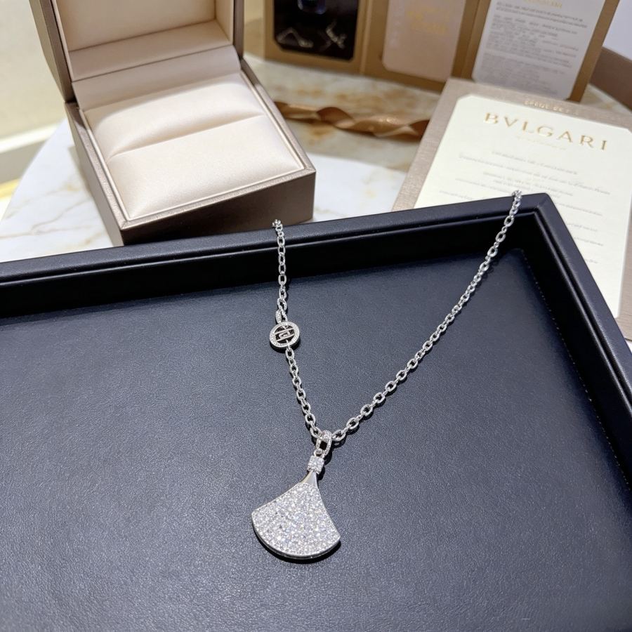 Bvlgari Jewelry Bvlgari V BVLGARI DIVAS‘ DREAM V Bvlgari — 1:1 Replica For Sale — photo 7