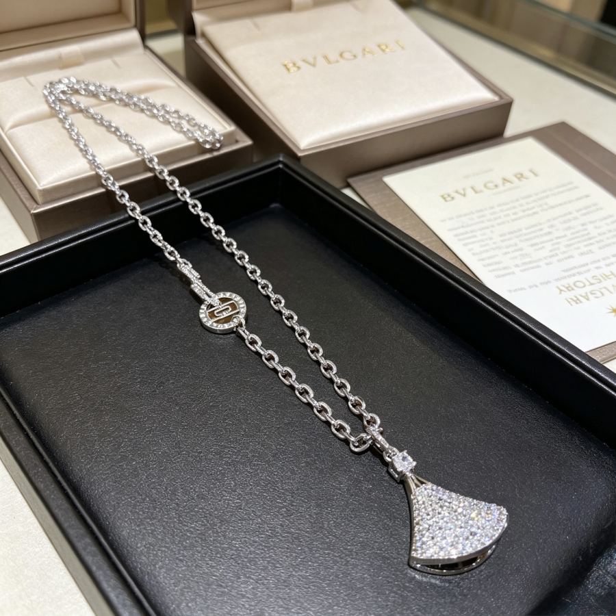 Bvlgari Jewelry Bvlgari V BVLGARI DIVAS‘ DREAM V Bvlgari — 1:1 Replica For Sale — photo 2