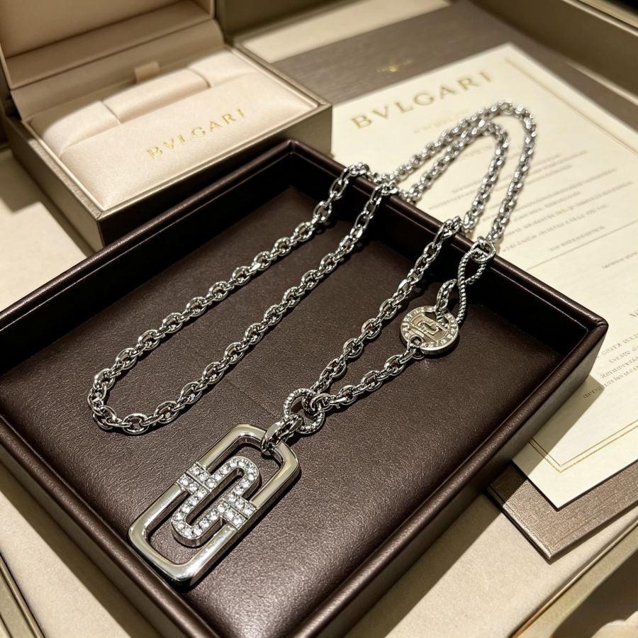 Bvlgari Jewelry Bvlgari V BVLGARI DIVAS‘ DREAM Series 18 K Bvlgari 60 — 1:1 Replica For Sale — photo 5