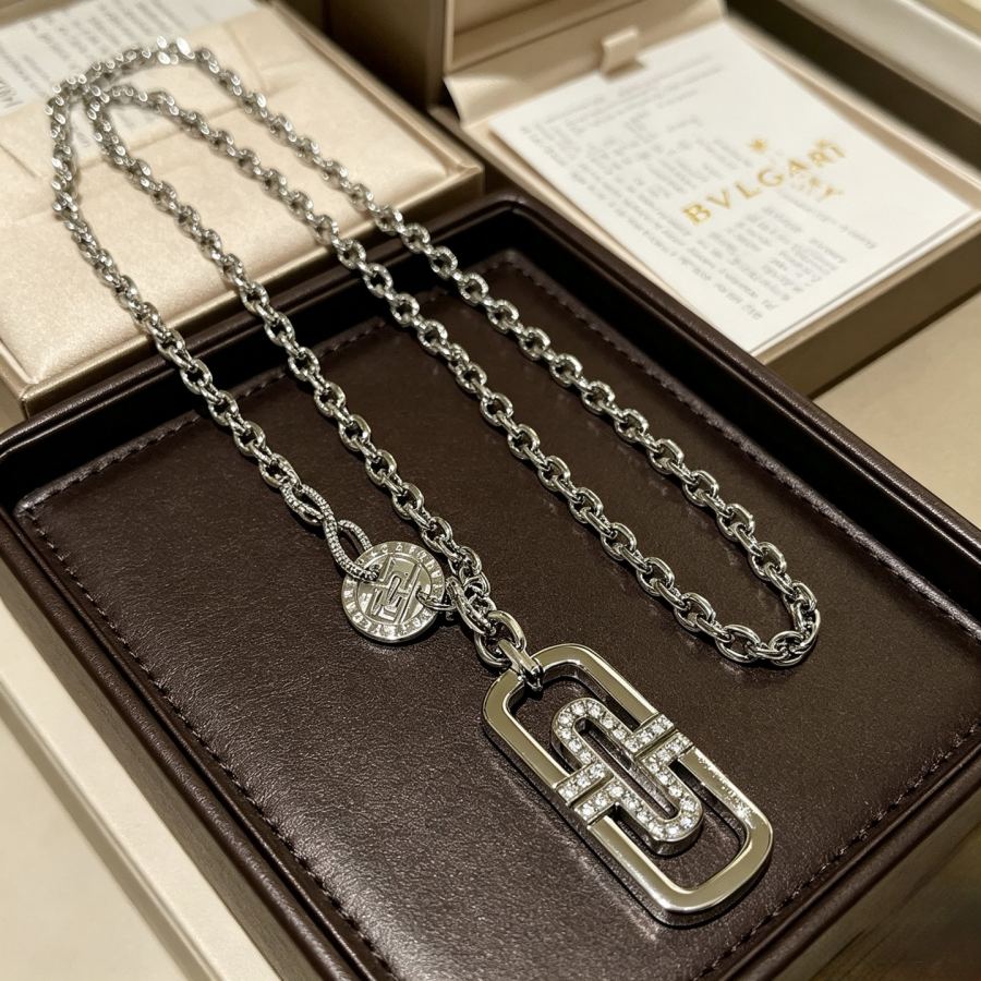 Bvlgari Jewelry Bvlgari V BVLGARI DIVAS‘ DREAM Series 18 K Bvlgari 60 — 1:1 Replica For Sale — photo 2