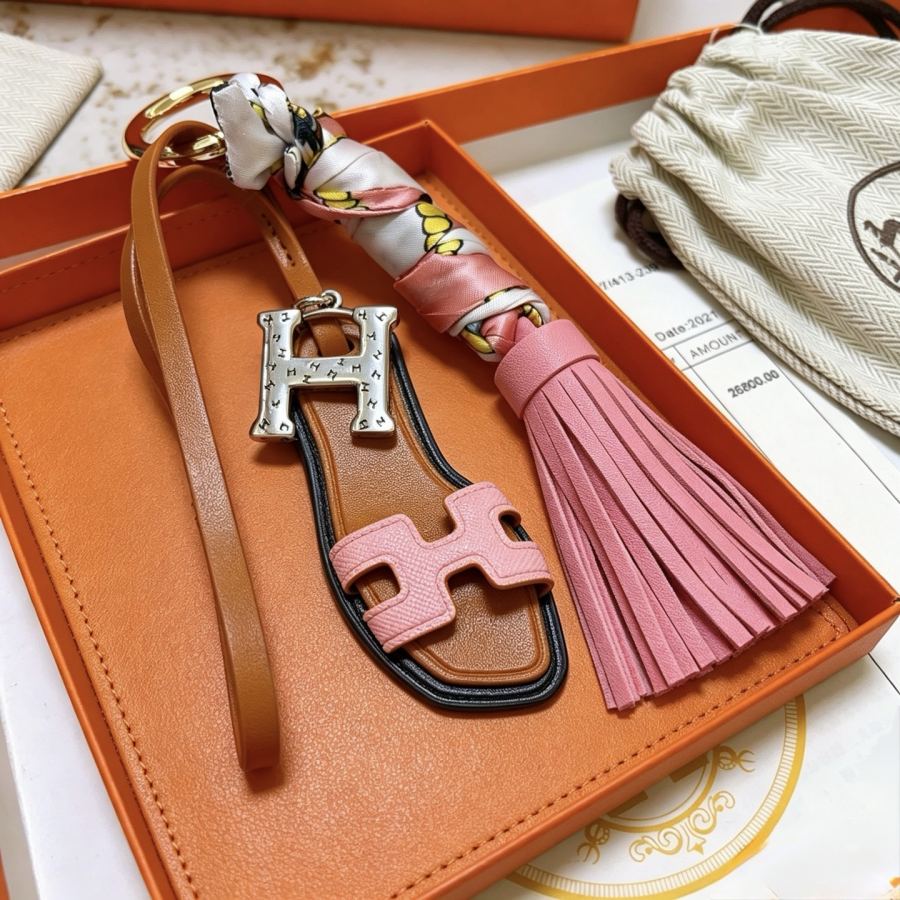 Hermes Jewelry New Hermes Keychain Hermes Charm Keychain Hermes 1:1 k Keychain — photo 4