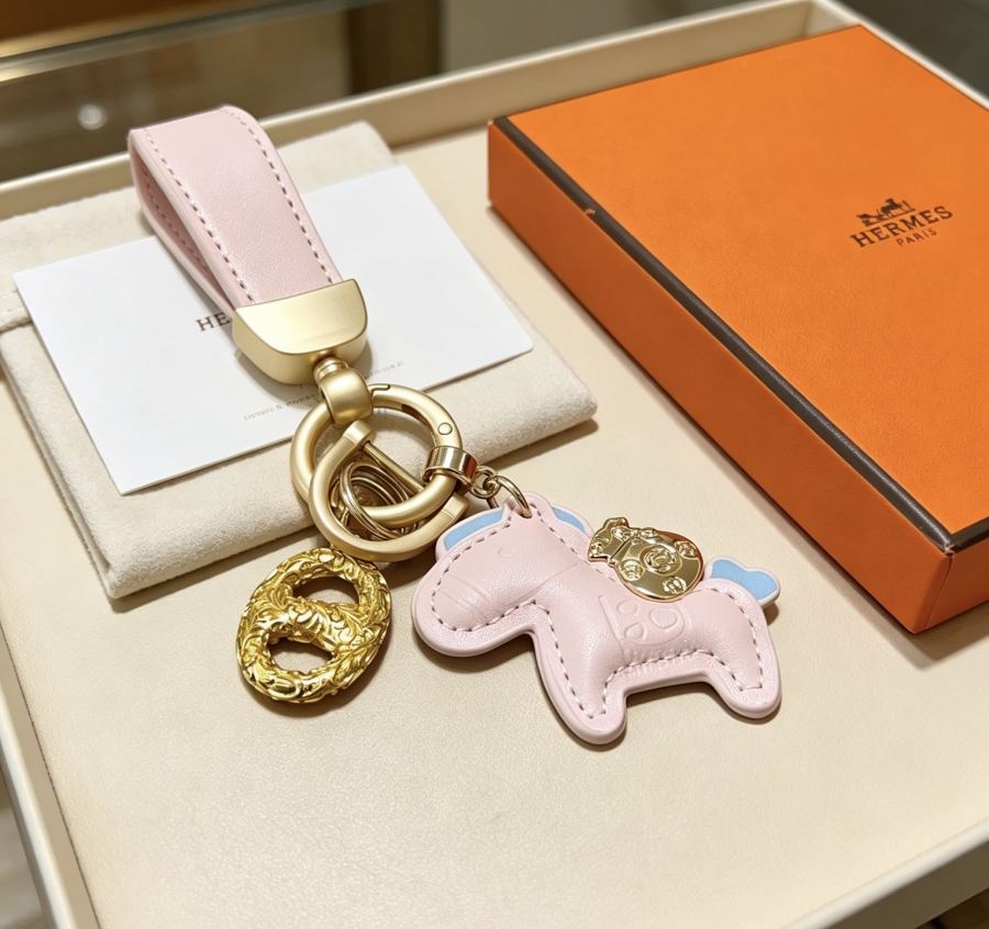 Hermes Jewelry New Hermes Keychain Hermes Charm Keychain Hermes 1:1 k Keychain — photo 4