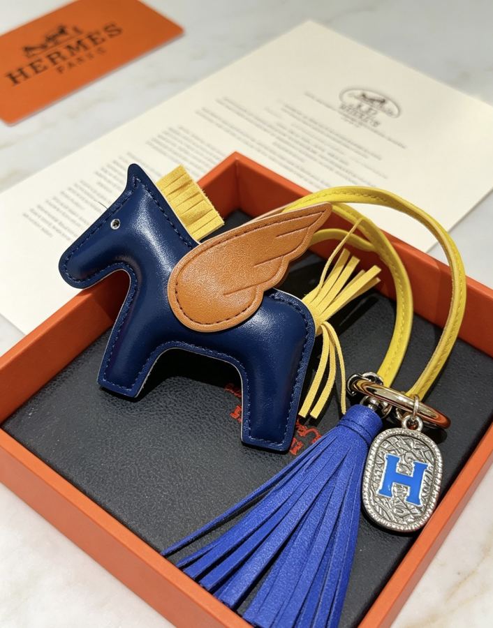 Hermes Jewelry New Hermes Keychain Hermes Charm Keychain Hermes 1:1 k Charm — photo 8