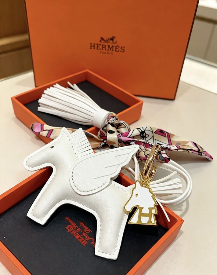 Hermes Jewelry New Hermes Keychain Hermes Charm Keychain Hermes 1:1 k Charm