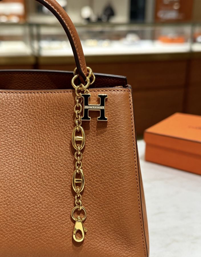 Hermes Jewelry New Hermes Keychain Hermes Charm Keychain Hermes 1:1 k Keychain — photo 5
