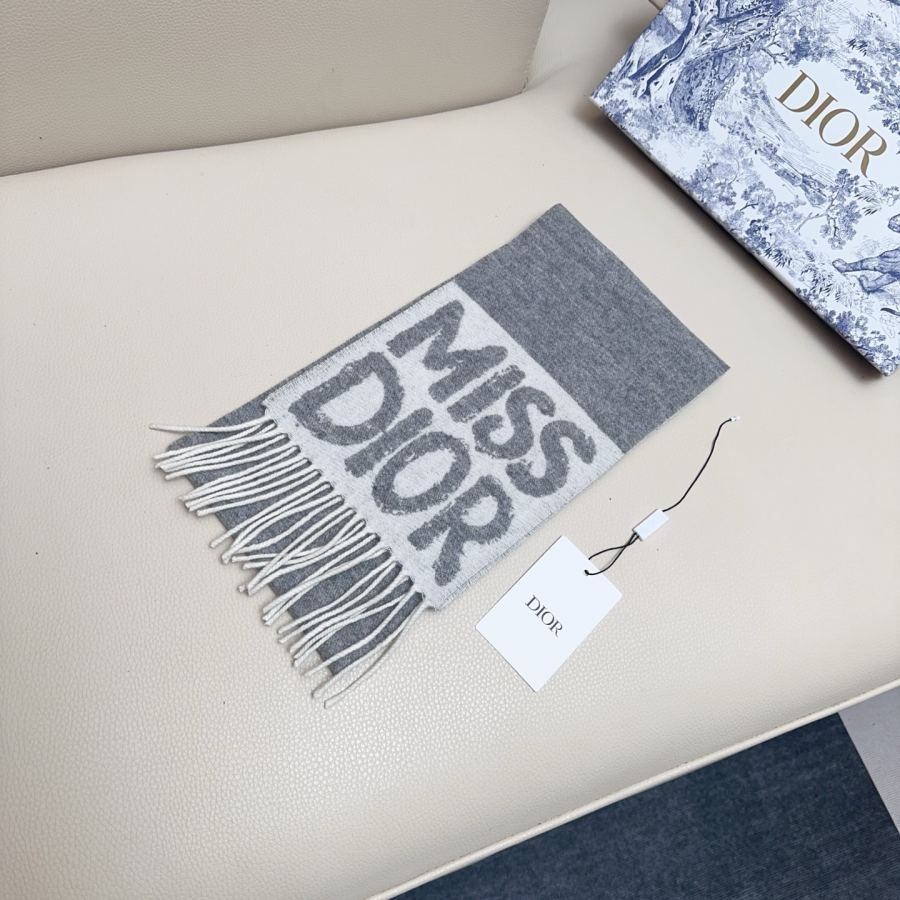 Dior scarf My goodness, I want to give everyone an amount of money! — 1:1 Replica For Sale — photo 2