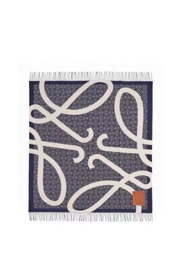 Loewe scarf Loewe2024 Khaki Green Anagram LOEWE L 24 C Loewe logo 130×140cm 2x10cm LOEWE Anagram — AAA Quality Replica — photo 2