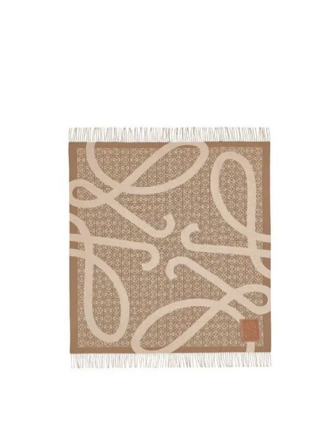 Loewe scarf New Khaki Green Anagram LOEWE L 24 C Loewe logo 130×140cm 2x10cm LOEWE Anagram — AAA Quality Replica — photo 2