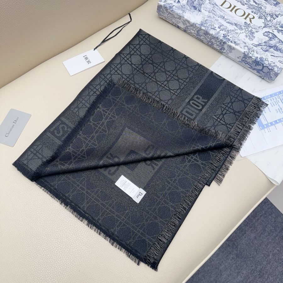 Dior scarf classic diamond square scarf, rouge pink, soft and light texture, exquisite jacquard, — Premium Replica — photo 3