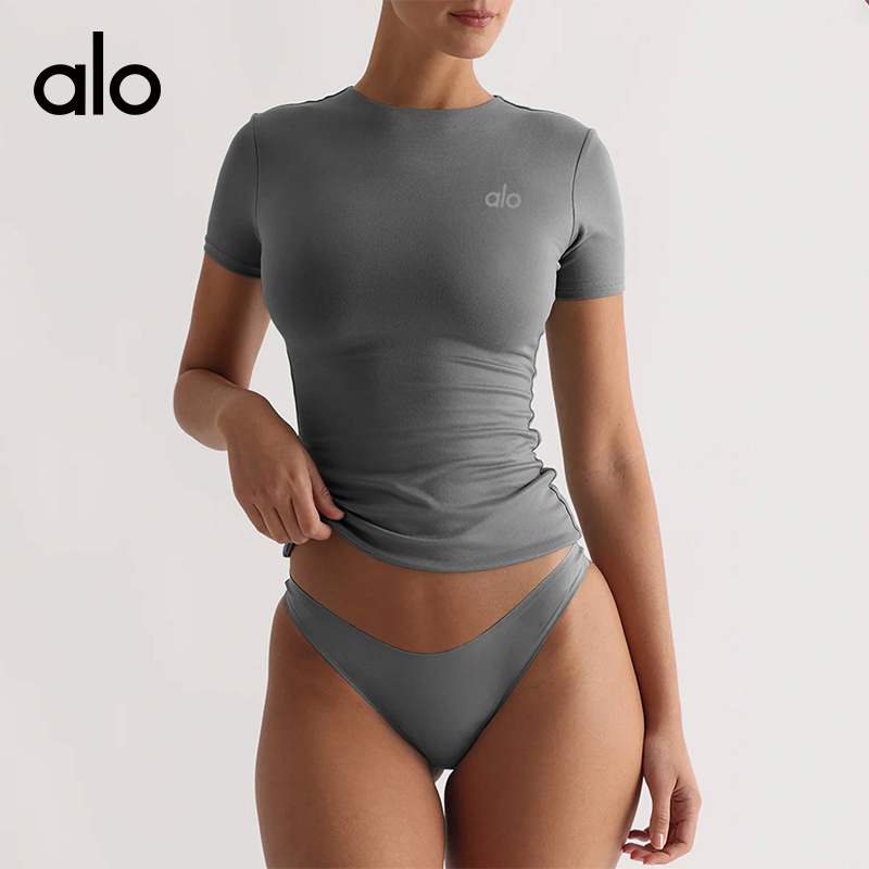 Alo T-shirt alo yoga T — AAA Quality Replica — photo 5
