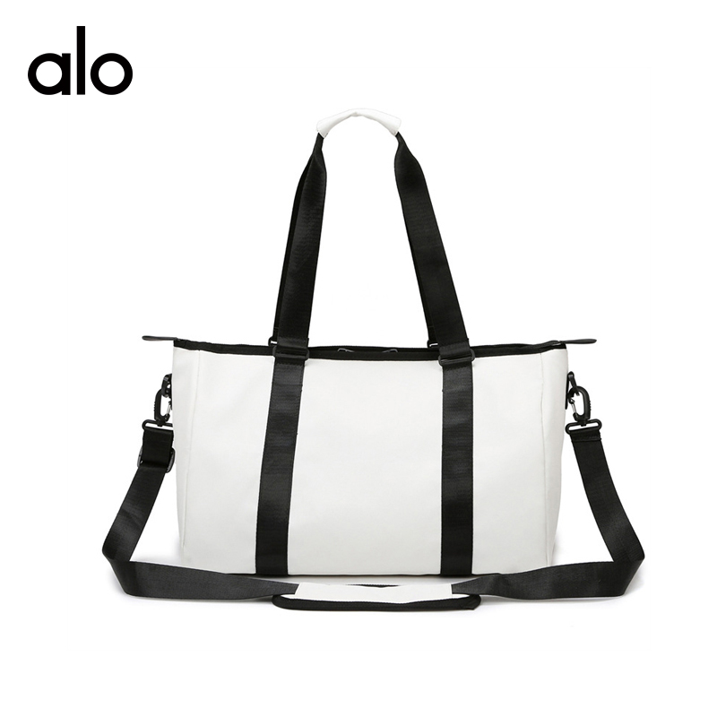 Alo accessories aloyoga large capacity portable shoulder travel bag tennis bag fashion sports fitness — Premium Replica — photo 5
