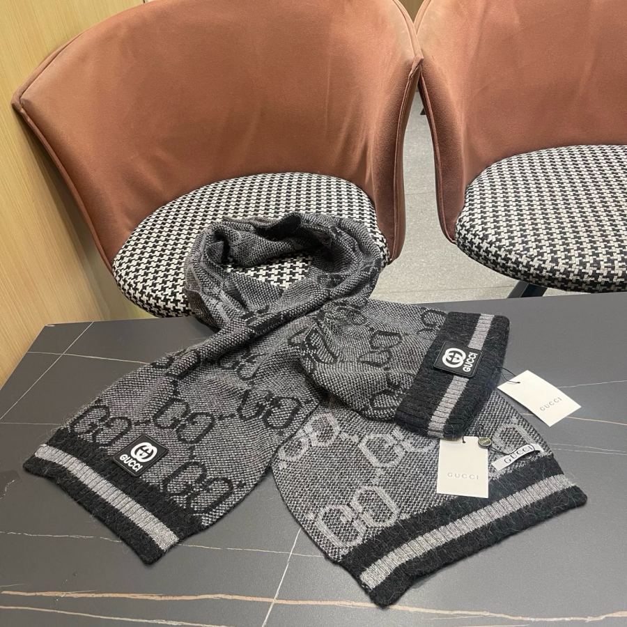 écharpe gucci Ensemble lapin + écharpe et bonnet en cachemire — photo 6