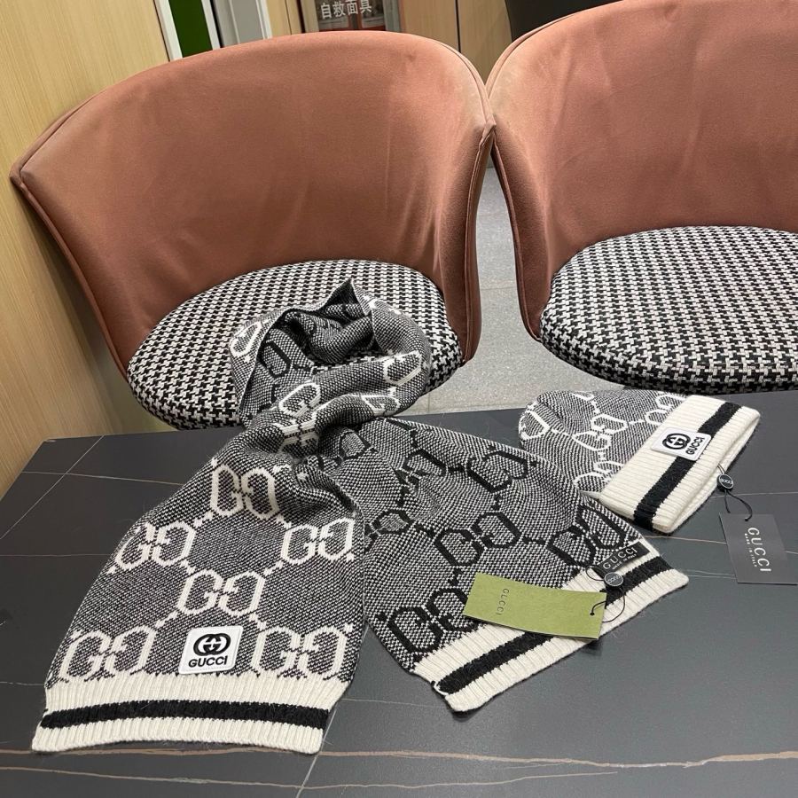 шарф Gucci Rabbit + комплект из кашемирового шарфа и шапки — photo 6