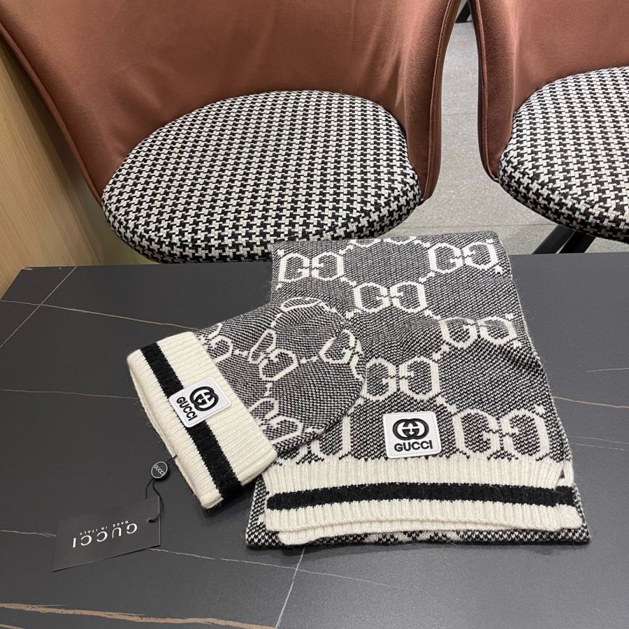 шарф Gucci Rabbit + комплект из кашемирового шарфа и шапки — photo 4