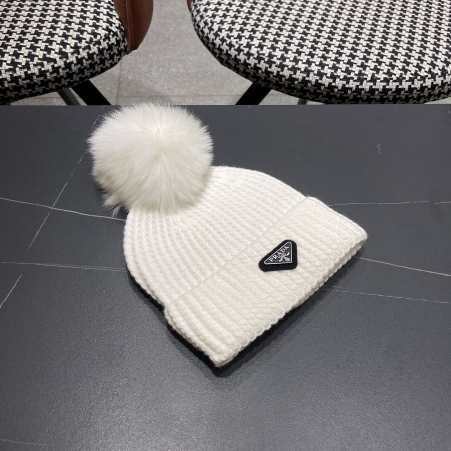 prada hat PRADA 2025 Autumn and Winter fox fur ball counter knitted beanie — AAA Quality Replica — photo 3
