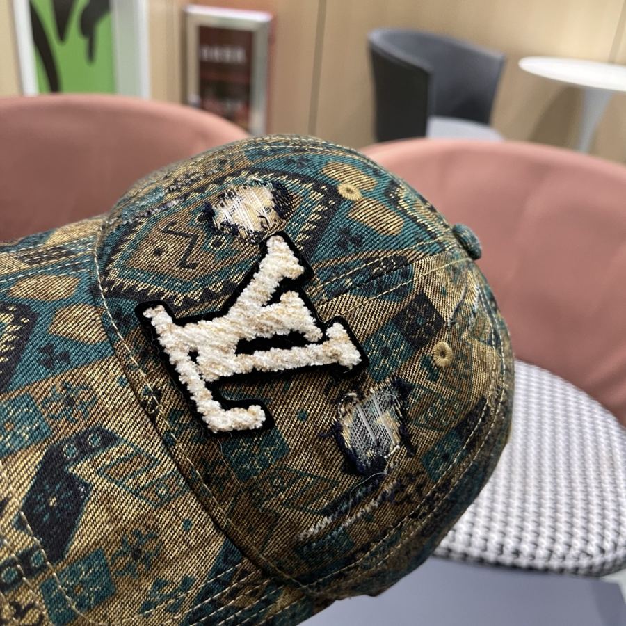 Louis Vuitton hat LV Louis Vuitton 2026 — photo 8