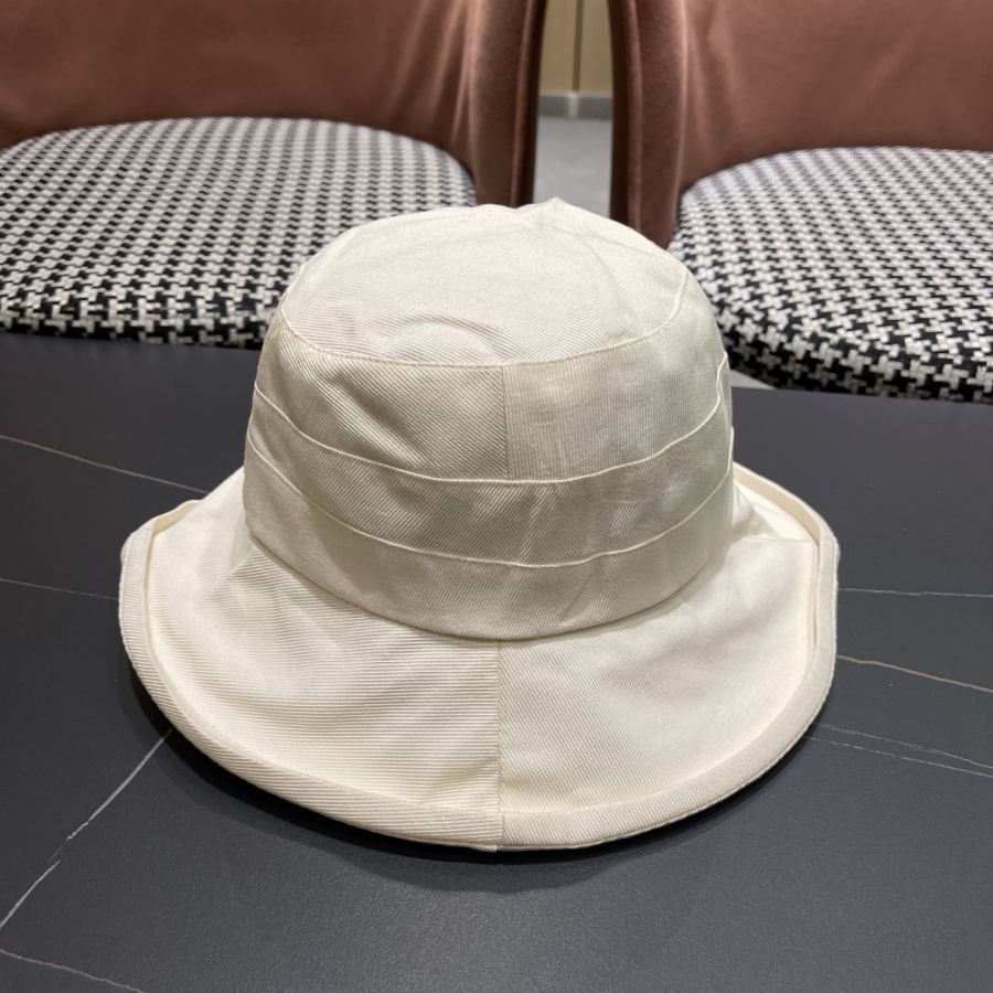 Fendi hat FENDI Beach Sun Hat Face Revealing Small Basin Hat Large Head Circumference Foldable Sun — AAA Quality Replica — photo 7