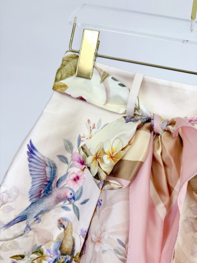 self-portrait Women The Rebellion Tuck Short in Cream Aviary from Cruise 2026 Collection, Twisted — 1:1 Replica — photo 4