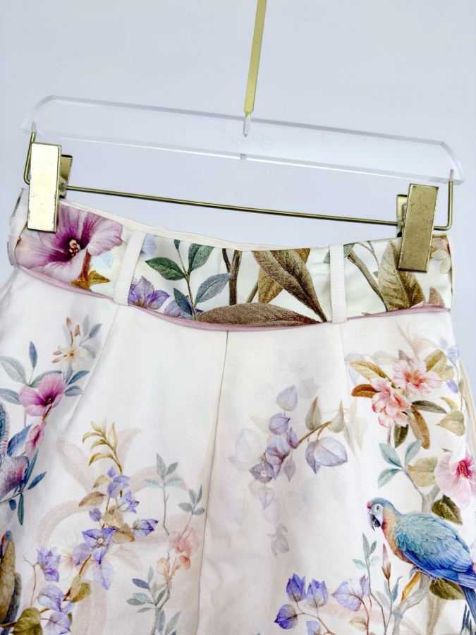 self-portrait Women The Rebellion Tuck Short in Cream Aviary from Cruise 2026 Collection, Twisted — 1:1 Replica — photo 8