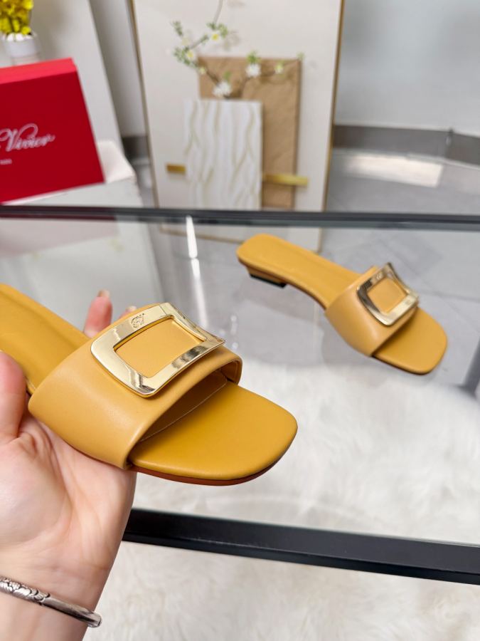 RV women's shoes Factory RV 2026 Summer New, essential for comfort and leisure. Size: 35-42 (leather — 1:1 Replica — photo 8