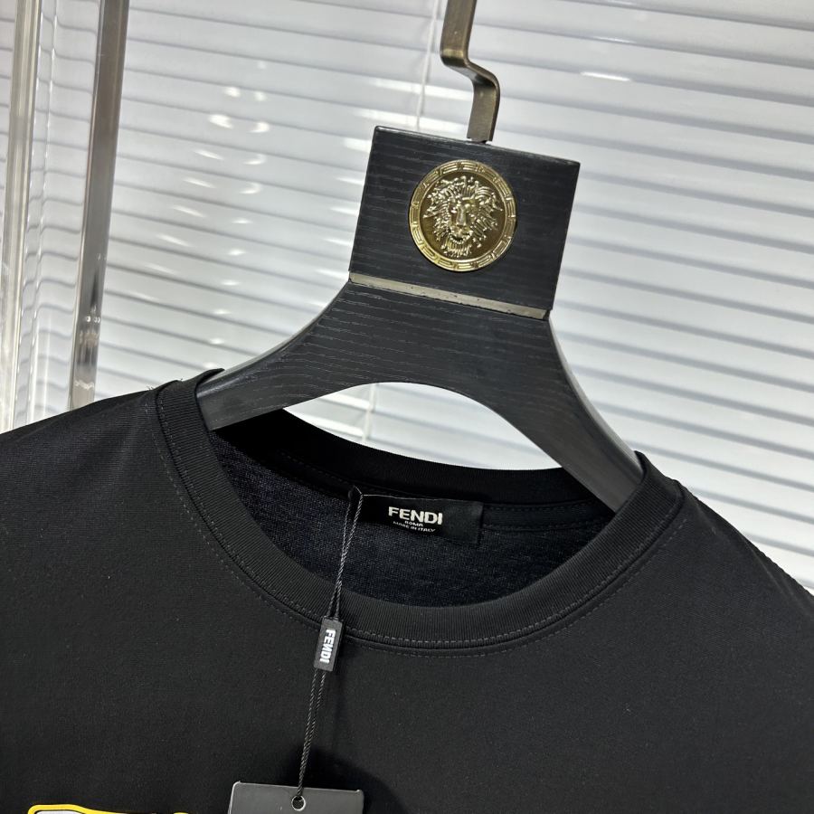 Fendi men Fend*Fendi ss26 T 220g logo M-XXXL — Premium Replica — photo 4