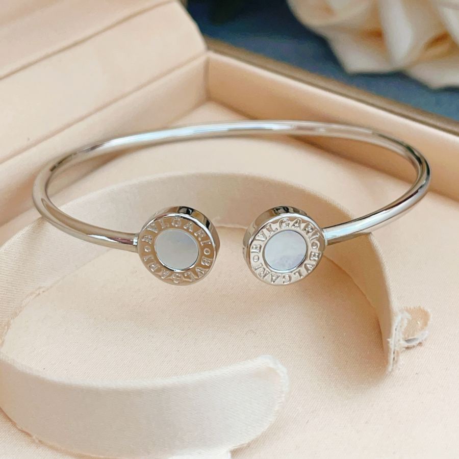 Dimensioni dei gioielli Bulgari: taglia unica