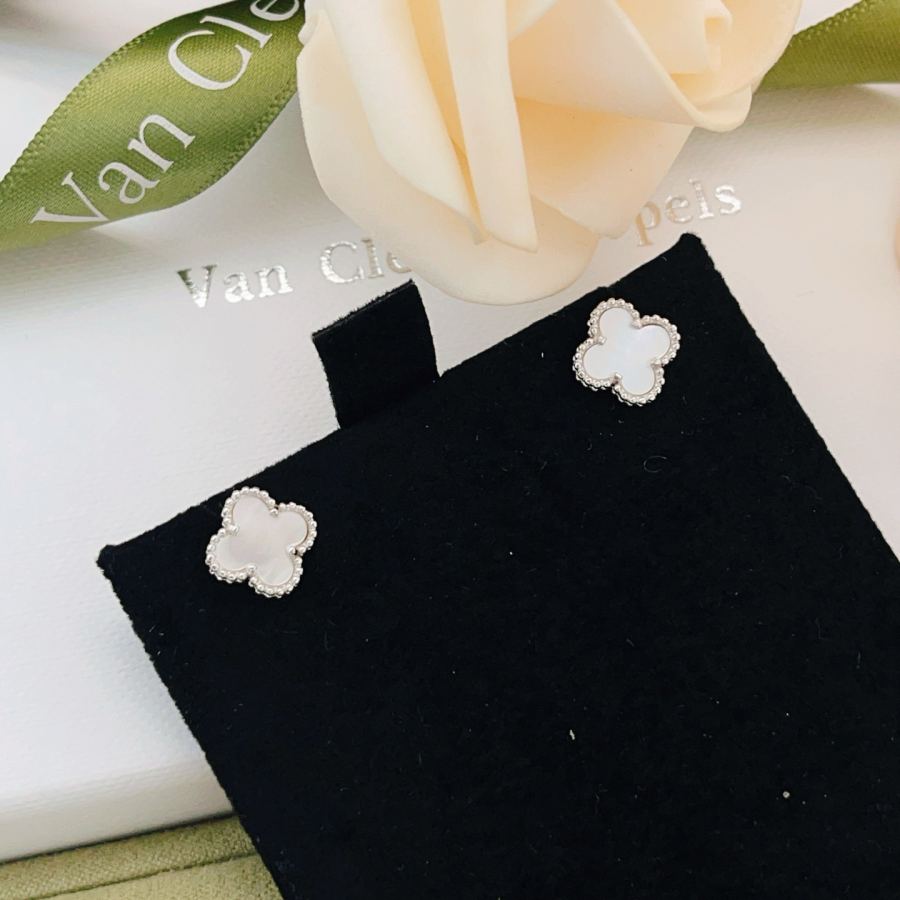 Van Cleef & Arpels Jewelry VE055 Van Cleef*Arpel* ZP Series — AAA Quality Replica — photo 2