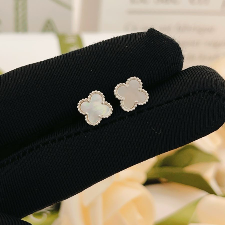 Van Cleef & Arpels Jewelry VE055 Van Cleef*Arpel* ZP Series — AAA Quality Replica — photo 5