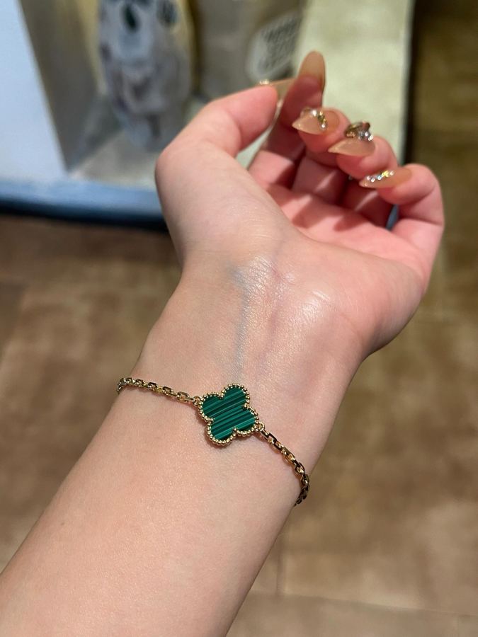 Van Cleef & Arpels Jewelry Van Cleef*Arpel* ZP Series — 1:1 Replica For Sale — photo 8