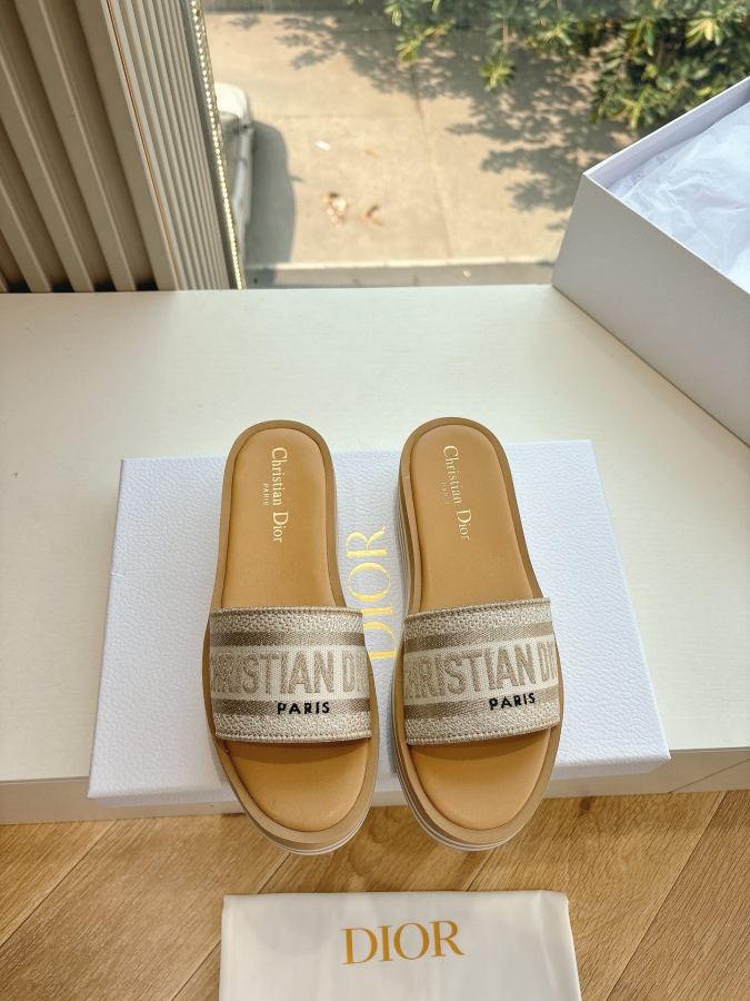 Dior women's shoes G133𝐃𝐢𝐎𝐑 Early Spring New loafers. The slippers and sandals you want — 1:1 Replica For Sale — photo 4