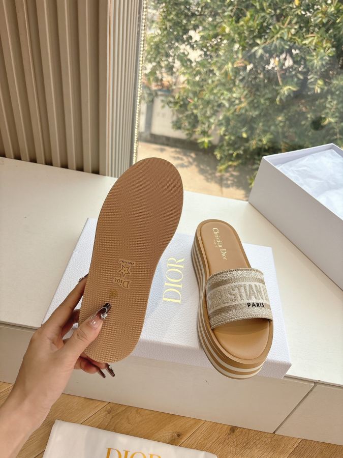 Dior women's shoes G133𝐃𝐢𝐎𝐑 Early Spring New loafers. The slippers and sandals you want — 1:1 Replica For Sale — photo 6