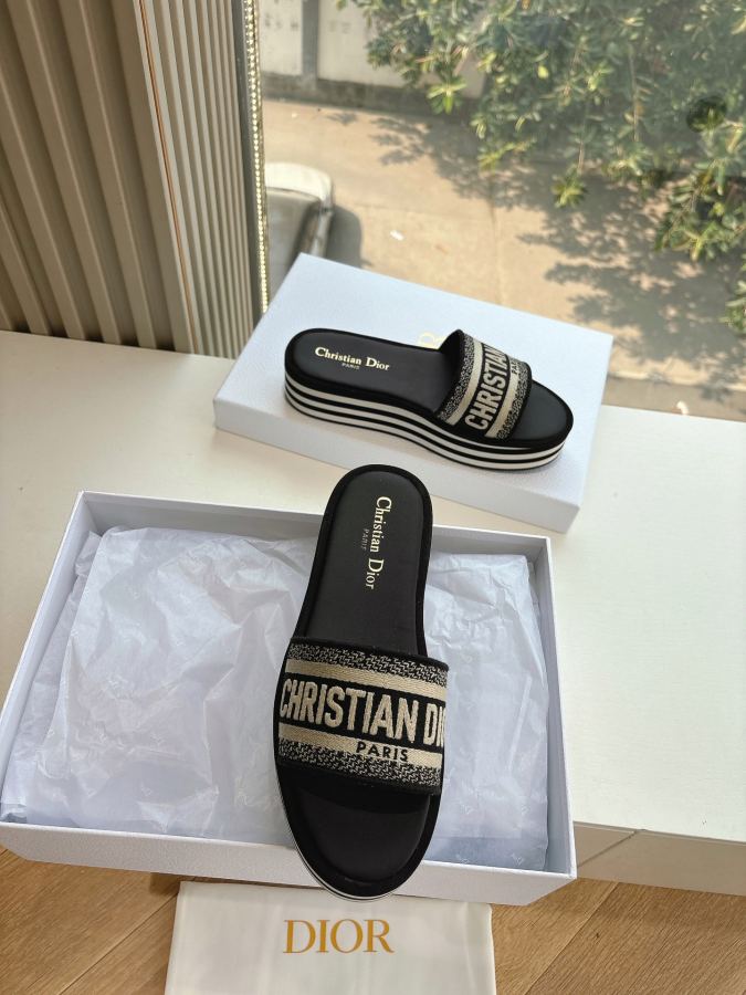 Dior women's shoes G133𝐃𝐢𝐎𝐑 Early Spring New loafers. The slippers and sandals you want — 1:1 Replica — photo 8